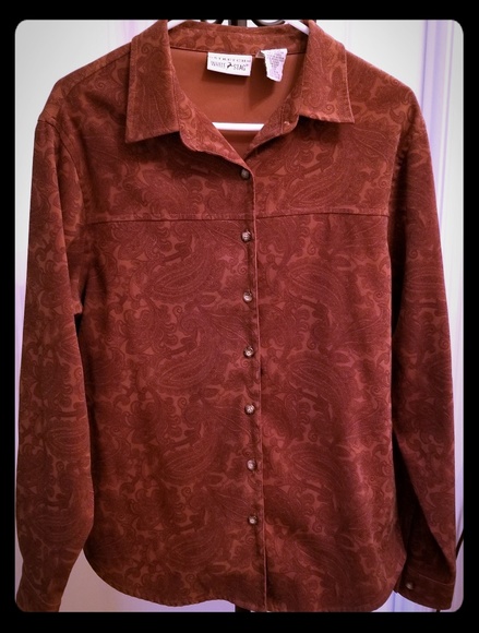 White Stag Tops - Long sleeve, button down shirt.